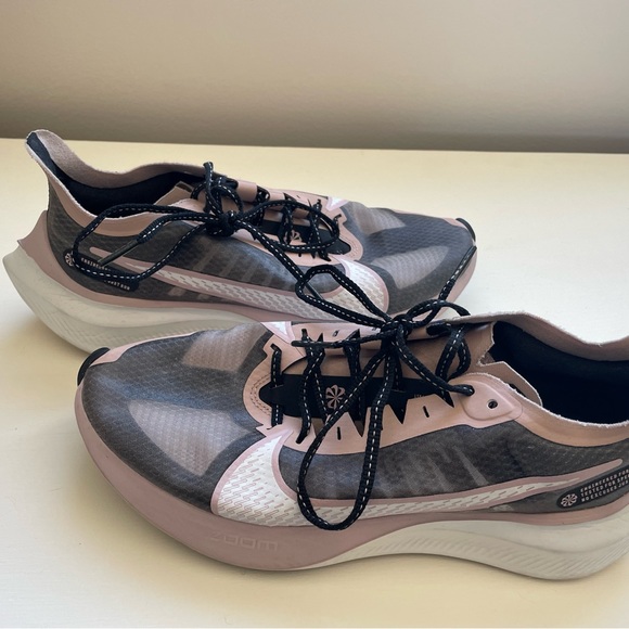 Nike zooms size 9 - Picture 2 of 4
